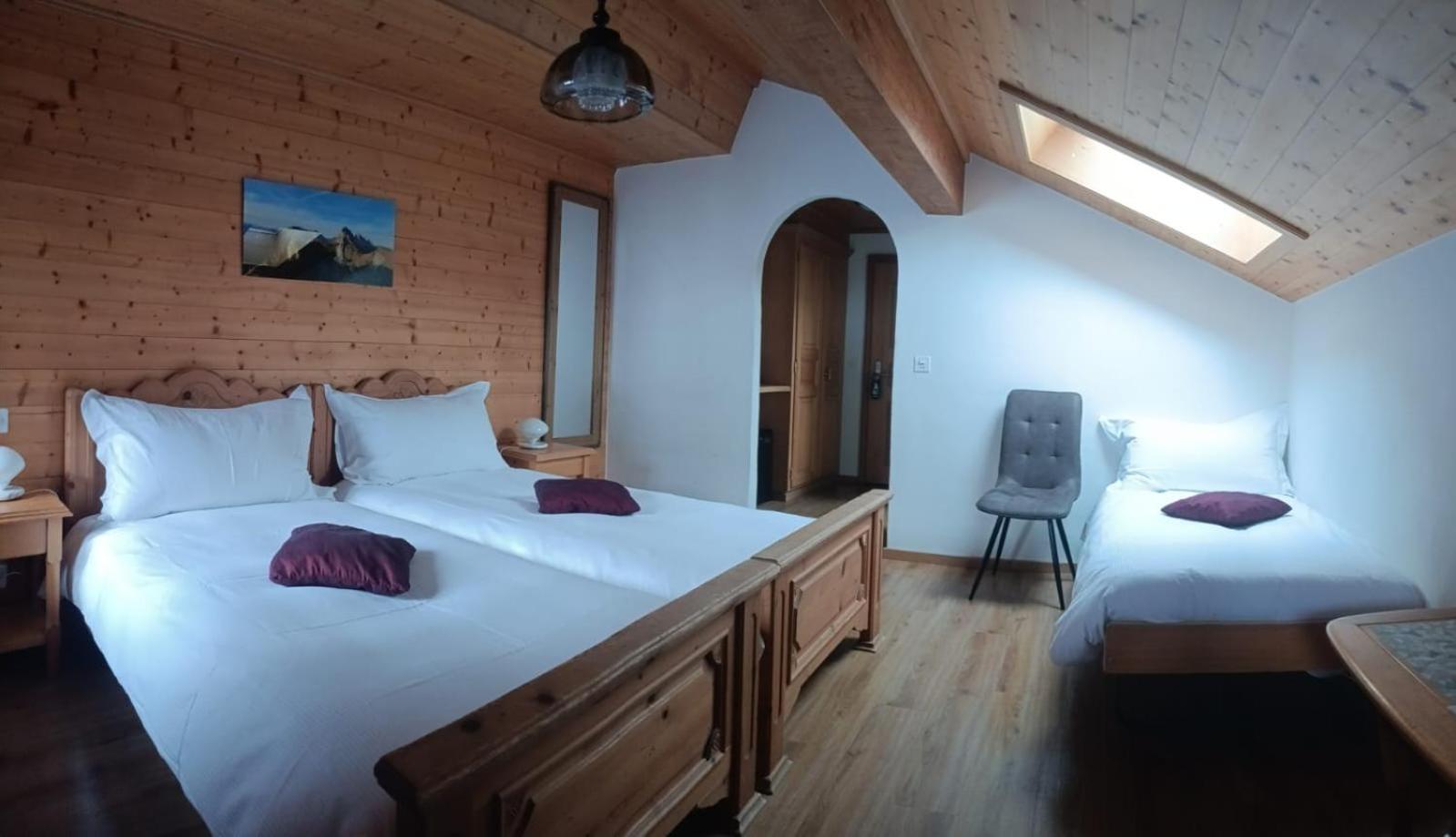 Hotel De Commune Gstaad Esterno foto