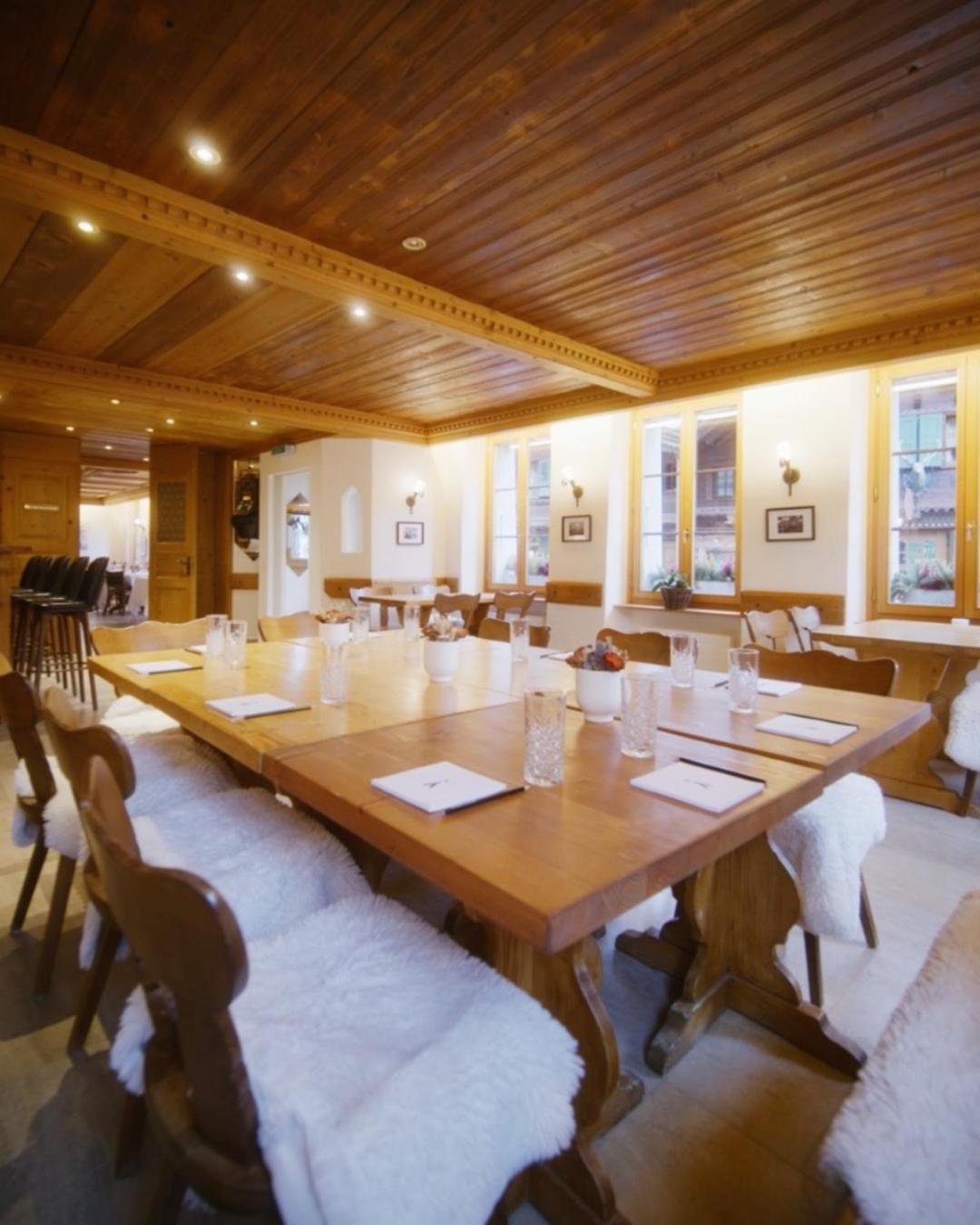 Hotel De Commune Gstaad Esterno foto